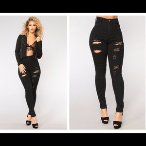 Black Distressed Skinny Legged Jeans- Fashion Nova